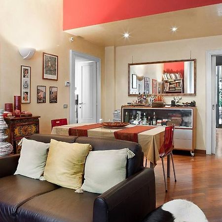 Apartment With Terrace In Central Milano Esterno foto